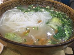 -桥香园云南过桥米线(金马碧鸡店)