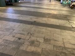 -鹿逸自助酒店(东大路地铁站店)