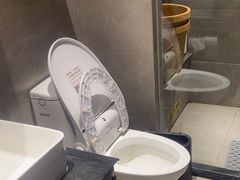 -快乐大桶水养生足浴SPA(前兴路店)