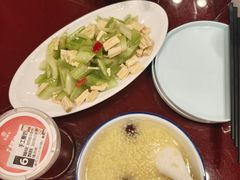 -宏状元现熬粥·京味菜(五棵松店)