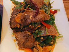 彝家手撕美人椒牛肉-云海肴·汽锅鸡·云南菜(苏州中心店)