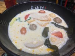 -麻小劲菌汤麻辣烫(体育西路店)