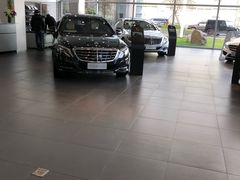 -奔驰上海利星(七宝店)