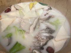 -滇香肴·云南菜蒸汽石锅鱼(云南北路店)