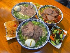 -伊穆祥牛肉面总店·清真