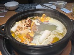 -一朵菌·野生菌探索家火锅(南亚店)