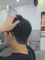 -首脑美发沙龙