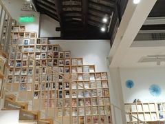 -猫的天空之城概念书店(苏州平江店)