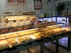 面包甜点陈列柜-林记开心动物奶油生日蛋糕(江南春晓店)