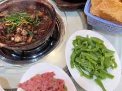 -渝君重庆火锅(嘉宾路店)