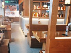 -呷哺呷哺(凯旋广场店)