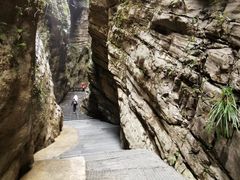-龙水峡地缝景区