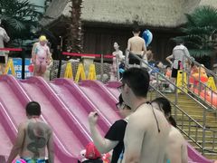 -青岛东方影都融创水世界