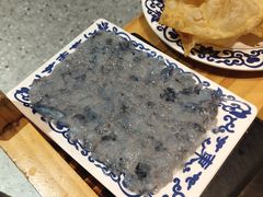 黑虎虾滑-东镇老火锅(长春路首店)