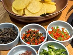 -一朵菌·野生菌探索家火锅(南亚店)