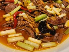 -万重锦·人文川菜馆(骡马市店)