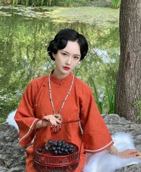 -租旗袍租礼服馆