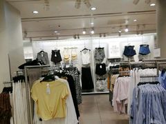 -H&M(华润万象城店)