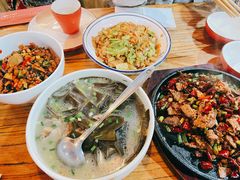 -湖南码头·地道岳阳美食·湘菜(魏公村店)