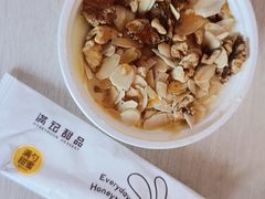 -满记甜品(南京虹悦城三店)