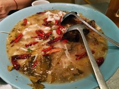 -姚姚酸菜鱼·金戈戈香港豉油鸡(喜荟城联名店)