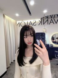 -SWANK SALON