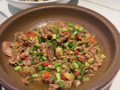 -阿瓦山寨·湘菜现炒·剁椒鱼头王(咸阳总店)