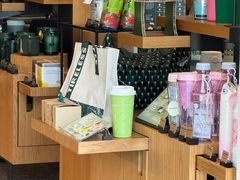 -星巴克臻选(威海威高广场店)