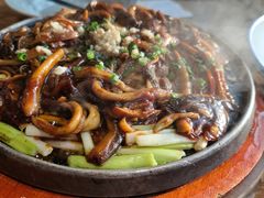 -蜜桃餐厅·伴山(湖滨商业街店)