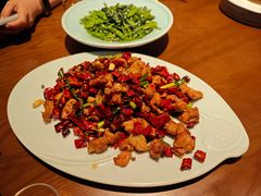 -荷花亭·湖北融合菜(十堰武商MALL店)