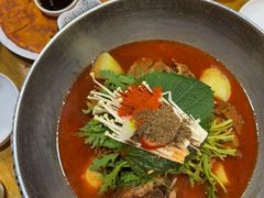 -喇喇排骨火锅·传统韩式脊骨汤(望京西园总店)