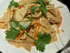 -梁家大院•农家菜(昆山会展中心店)