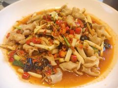 -有红鸡毛店·川菜(建设路店)