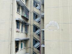 -白象居