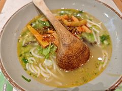 -百春原湖南牛肉粉(百联世纪店)