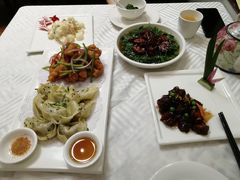 -利鸿私宴(南京路步行街店)