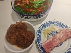 -镇南锅盖面馆(解放路店)