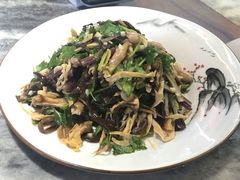 -大胡同天津菜·海肠捞饭·津门皮皮虾锅贴一绝(西姜井店)