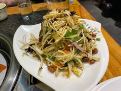 东北家常凉菜-鹤之乡·齐齐哈尔烤肉·非遗(秋涛路店)