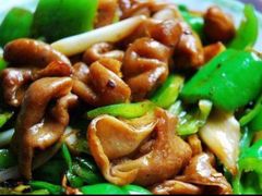 青椒肥肠-农家小院吊锅城(三里畈店)