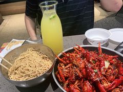 -一棠龙虾•王牌虾球(楚河汉街店)