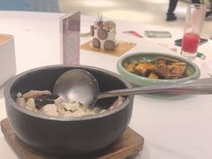 -沪华海鲜大酒楼(南汇店)
