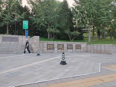 -玲珑塔公园