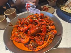 -巴厘龙虾·榜首油焖大虾(音乐学院·沿江酒馆店)