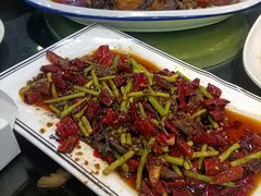 -易老九江湖菜(北滨一路店)