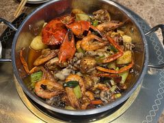 -七欣天香辣蟹火锅(常熟珠海路万达广场店)