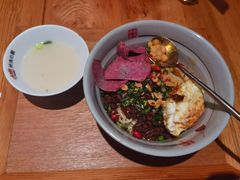 -呼啦面馆·头牌豌杂面(爱琴海店)