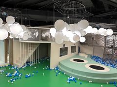 -涨巢·潮玩水疗局