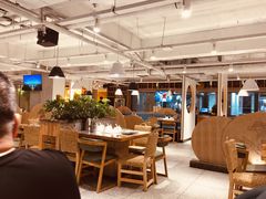 大堂-李军力烧烤(电厂路农业路店)