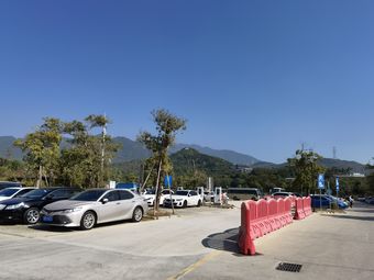 大鹏所城-停车场